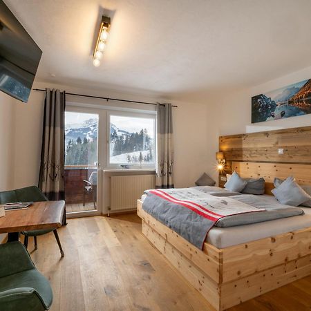 Отель Berghof Haselsberger Санкт-Йоганн Экстерьер фото