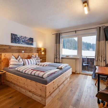 Отель Berghof Haselsberger Санкт-Йоганн Экстерьер фото